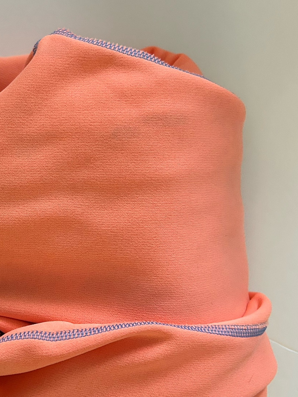 Nike Therma-FIT Coral Hoodie Blue Trim Thumbholes - Women's Size Large - Picture 12 of 15